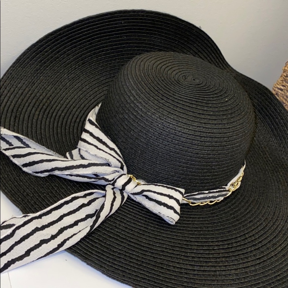 Black Ellen Tracy sun hat with accent scarf 👒 - Picture 1 of 10